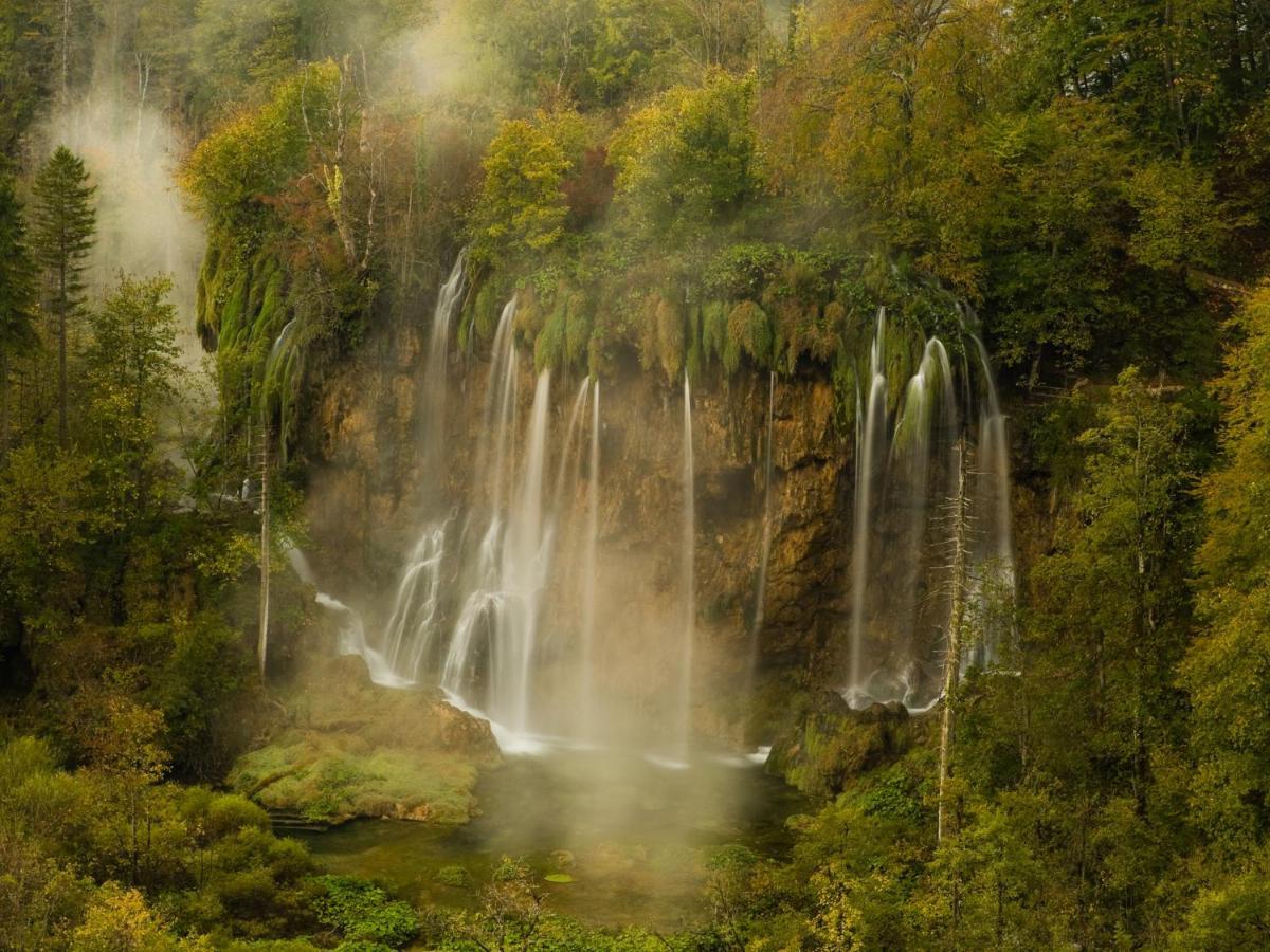 Afrodita Wellness Essence Plitvička Jezera Exteriör bild